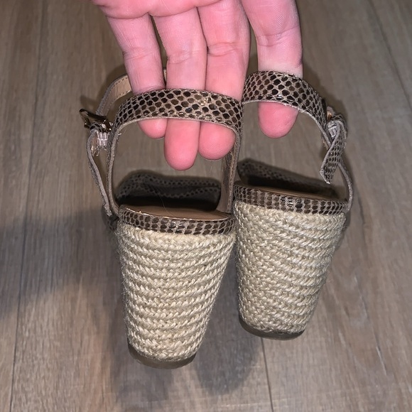 Faded Glory Snakeskin Wedge Heel Sandal Espadrille Ankle Strap - Picture 4 of 8